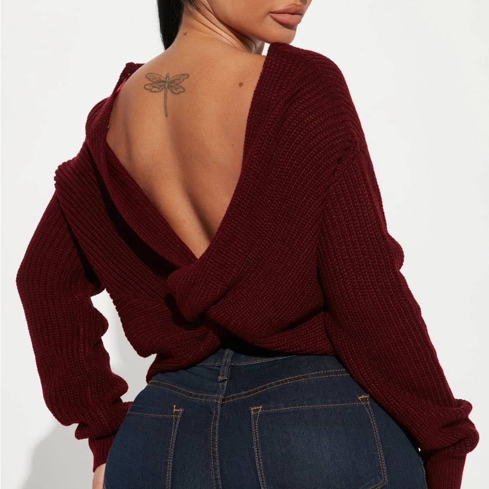 Reversible twist front sweater NWT!